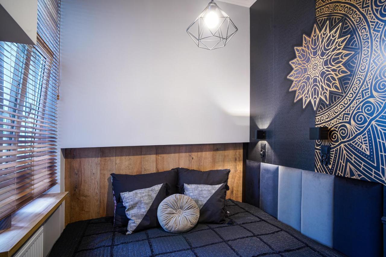 Apartament Z Jacuzzi W Centrum Sanoka Екстериор снимка